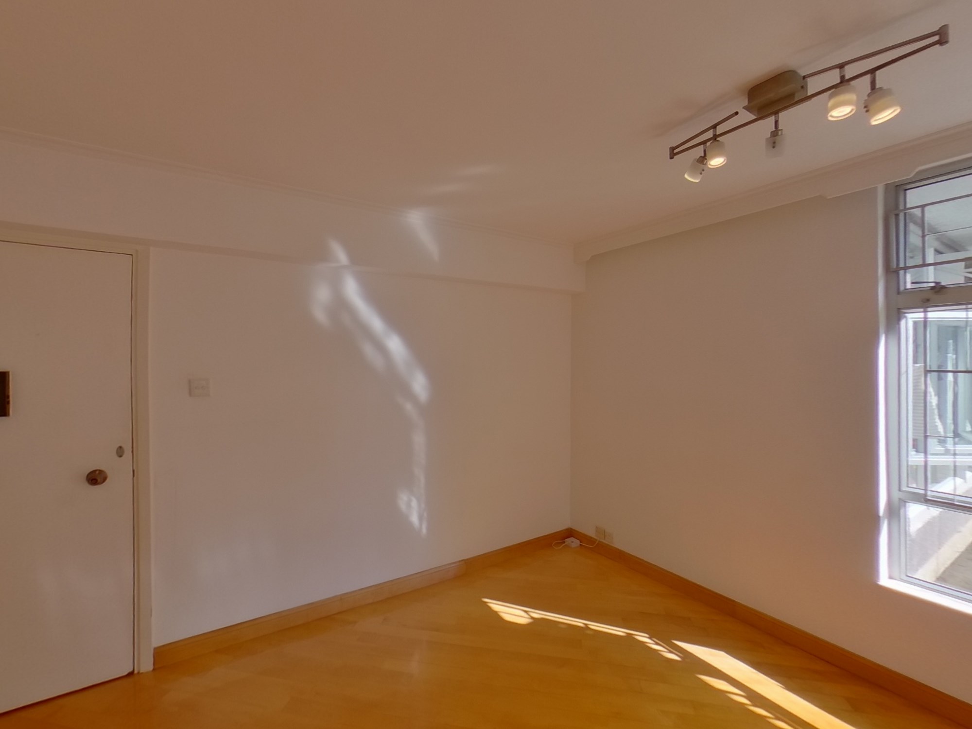 TAIKOO SHING On Shing Terrace - (t-28) Po On Mansion High Floor Zone Flat F Quarry Bay/Kornhill/Taikoo Shing