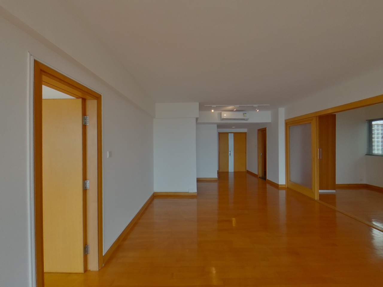 LA MER Block 2 High Floor Zone Pok Fu Lam