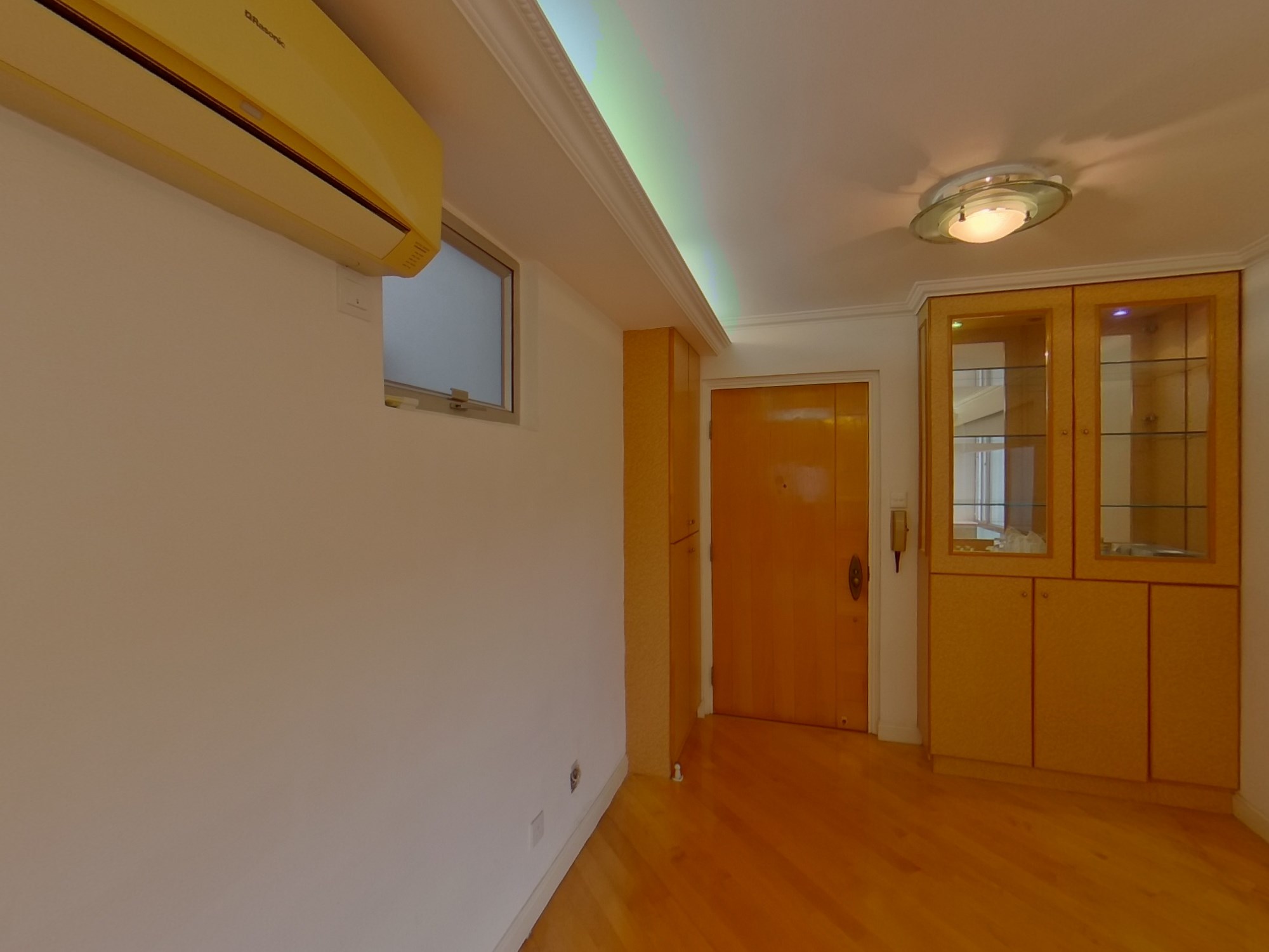 NAN FUNG SUN CHUEN Block 3 Very High Floor Zone Flat H Quarry Bay/Kornhill/Taikoo Shing