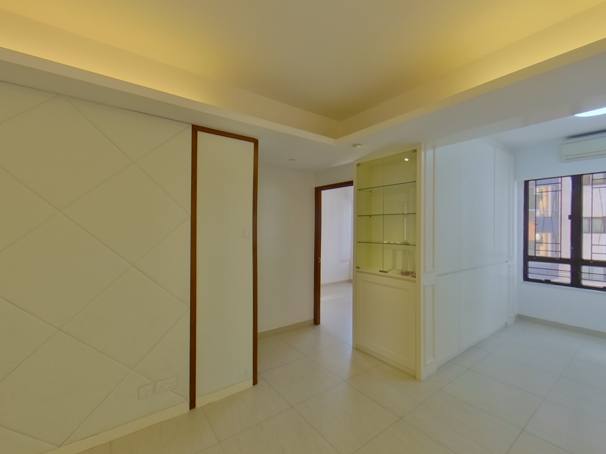 DRAGON HEART COURT High Floor Zone Flat C North Point/North Point Mid-Levels