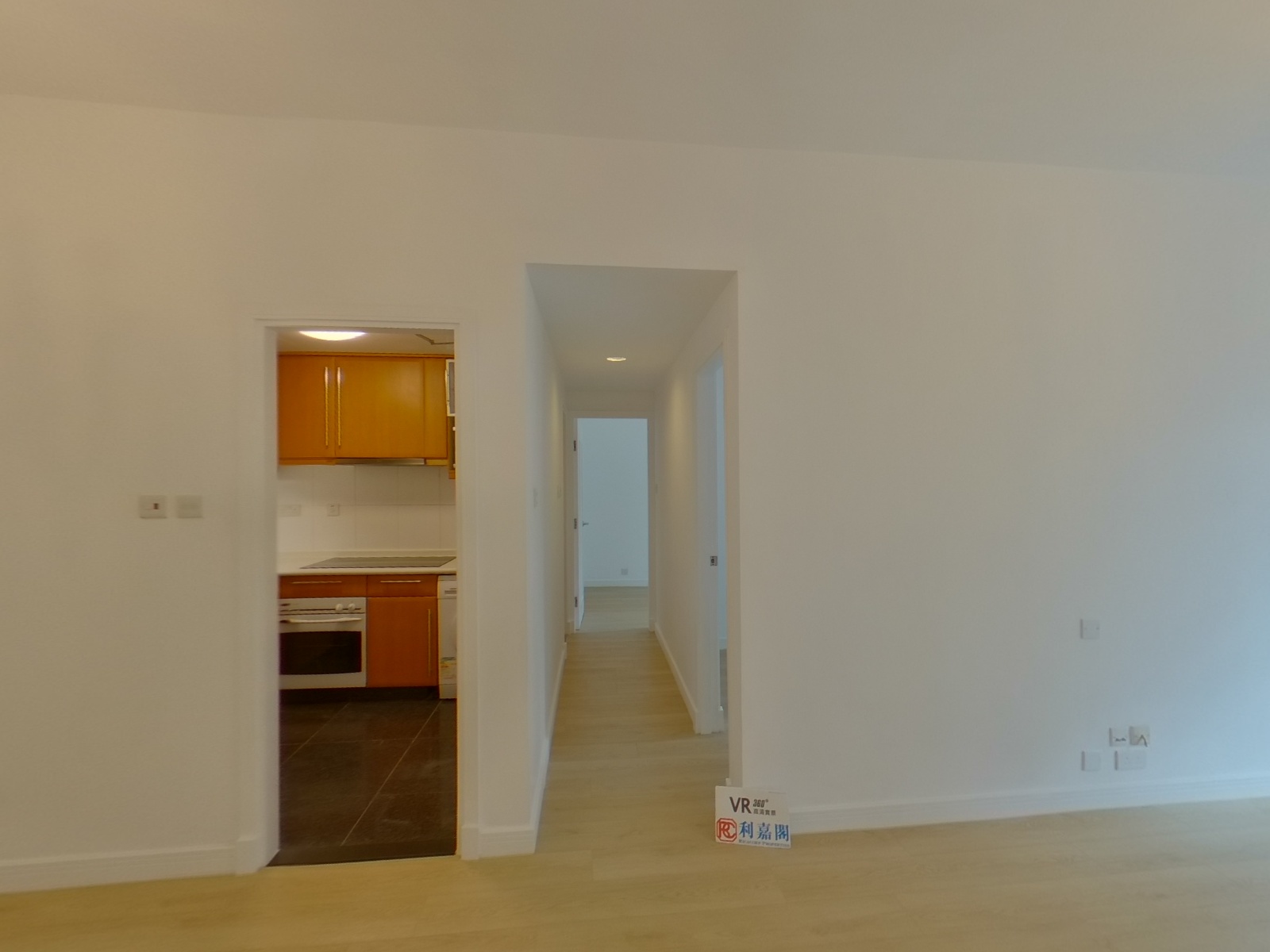 ROYAL PENINSULA Block 3 Low Floor Zone Flat E Hung Hom/Whampoa/Laguna Verde