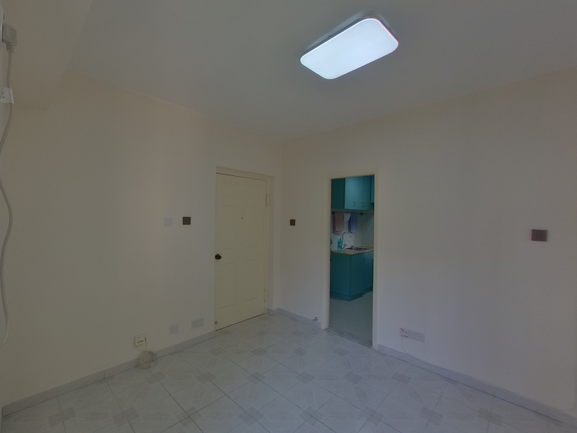 HONG KONG GARDEN Phase 1 - Beverly Heights (block 6) Low Floor Zone Flat F Sham Tseng/Castle Peak Road