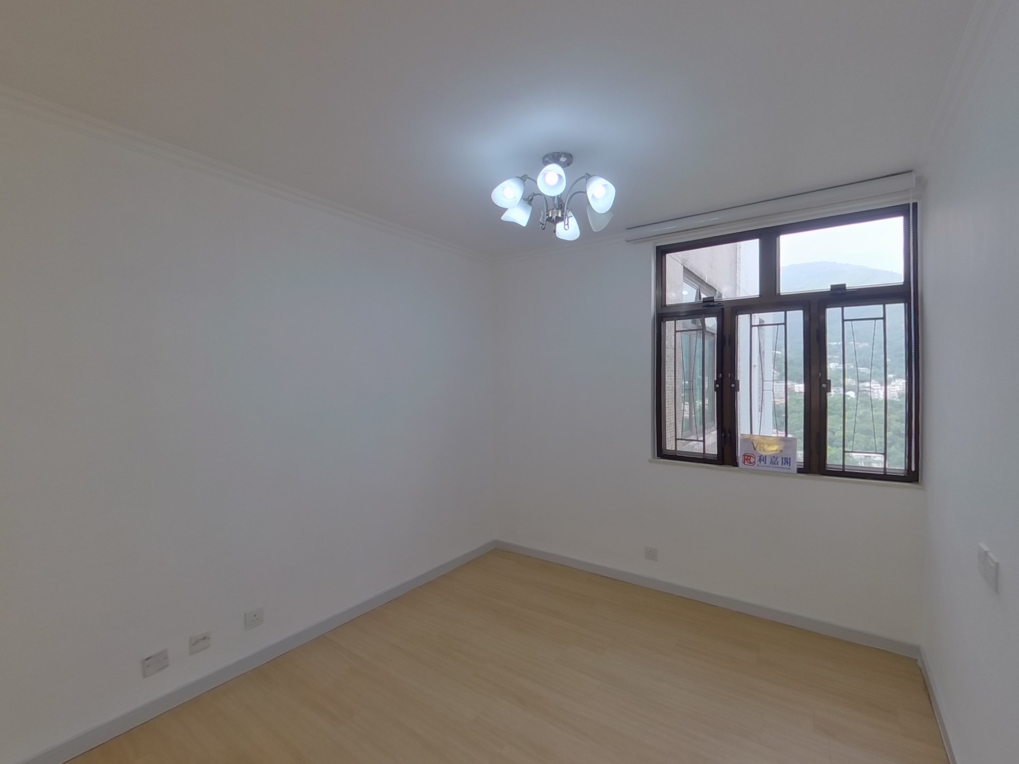 LUK YEUNG SUN CHUEN Block A Very High Floor Zone Flat 02 Tsuen Wan