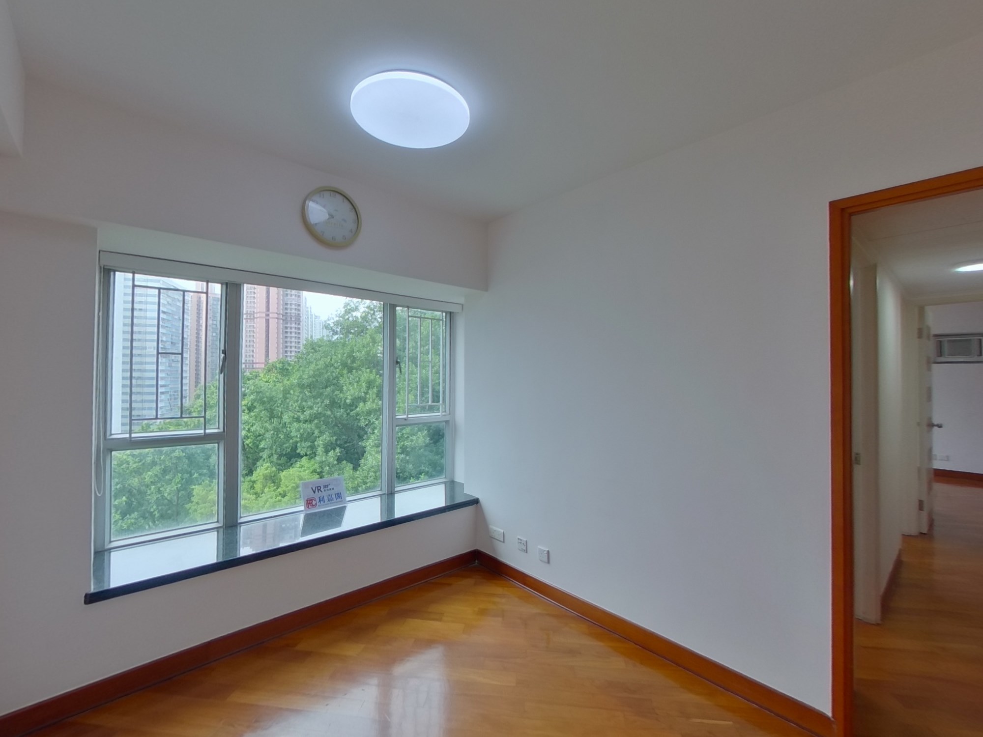 SUMMIT TERRACE Block 5 Medium Floor Zone Flat H Tsuen Wan