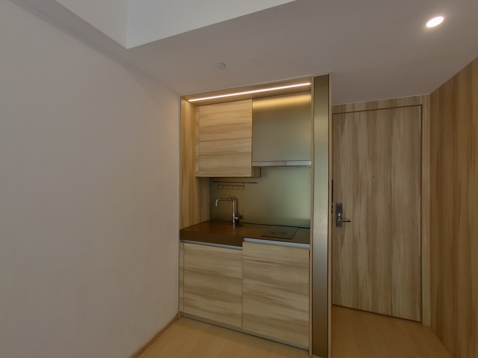 THE MET. BLOSSOM Tower 1 Low Floor Zone Flat A07 Ma On Shan