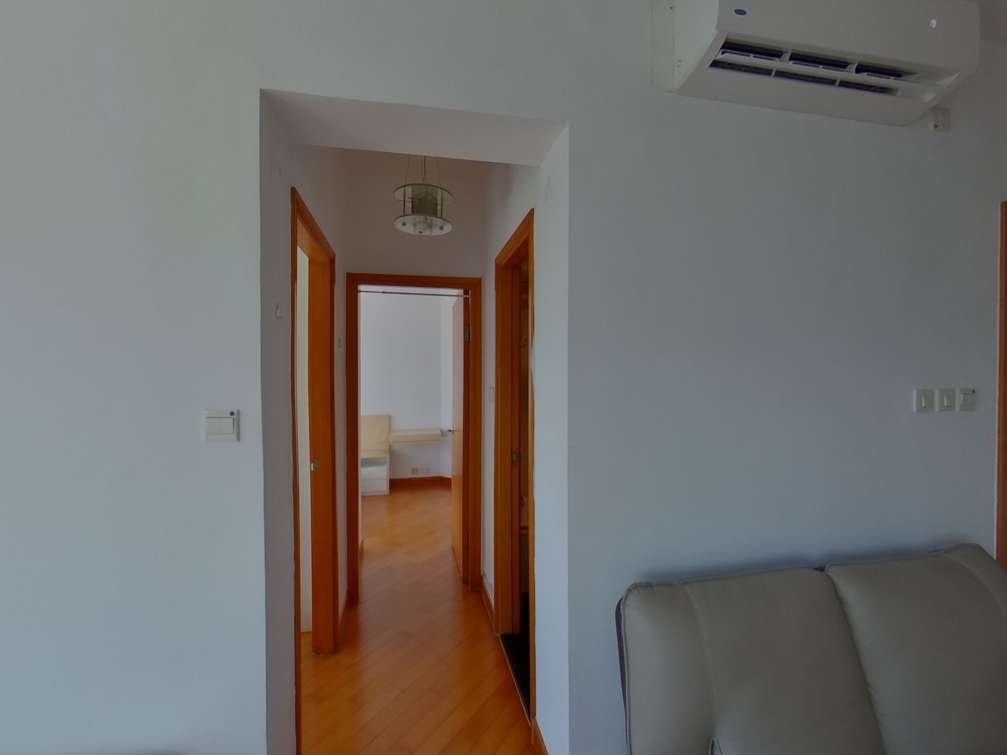 COASTAL SKYLINE Phase 1 - Block 3 High Floor Zone Flat E Tung Chung