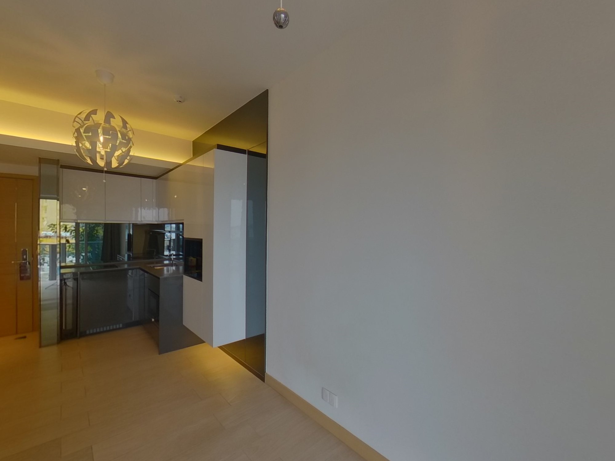 CENTURY LINK Phase 1 - Tower 3a Low Floor Zone Flat 10 Tung Chung